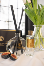 Load image into Gallery viewer, Premium Reed Diffuser - The Feather