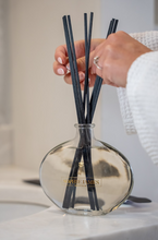 Load image into Gallery viewer, Premium Reed Diffuser - The Beetle
